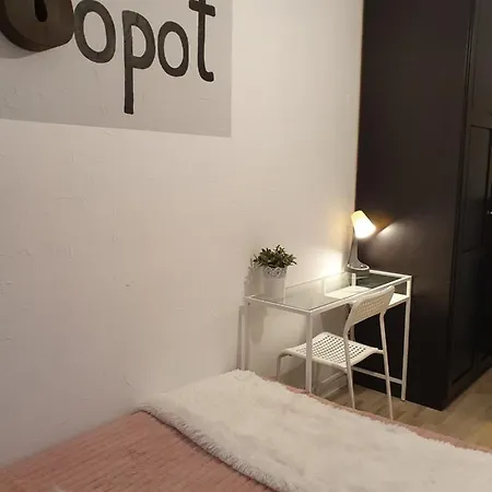 Апартаменти Mieszkanie W Centrum - Ksiazat Pomorskich 23 *